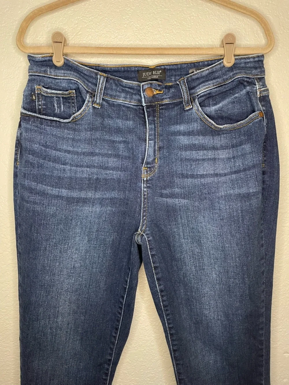 Judy Blue 15/32 Slim Fit High Rise Destroy Shark Bite Hem Stretch Denim Jeans - Picture 3 of 14